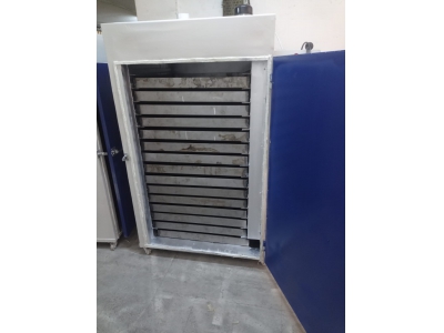Vertical Raw Material Drying Oven
