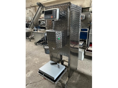 Manual Liquid Filling Machine