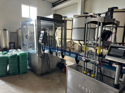 Fully Automatic Liquid Filling Machine